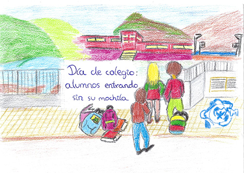 Día de colegio: alumnos entrando sin su mochila